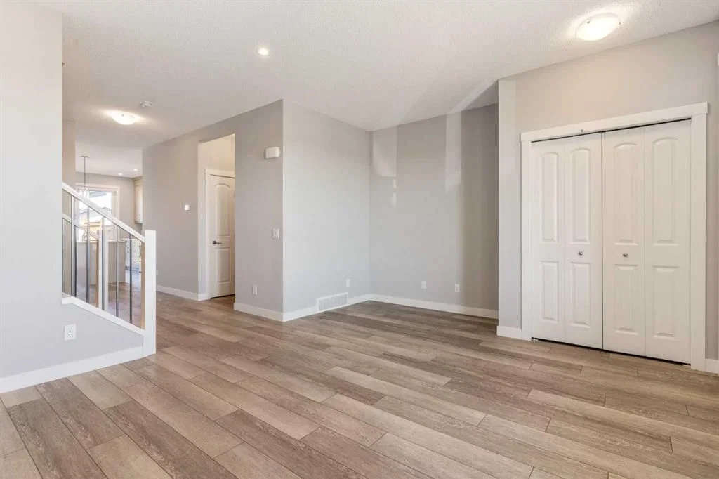 20845 Main Street SE, Calgary — photo 5 of 41
