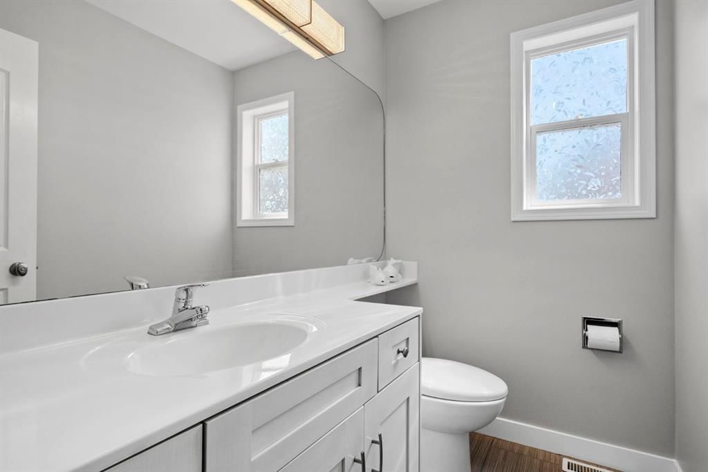 33 Cranwell Place SE, Calgary — photo 5 of 50