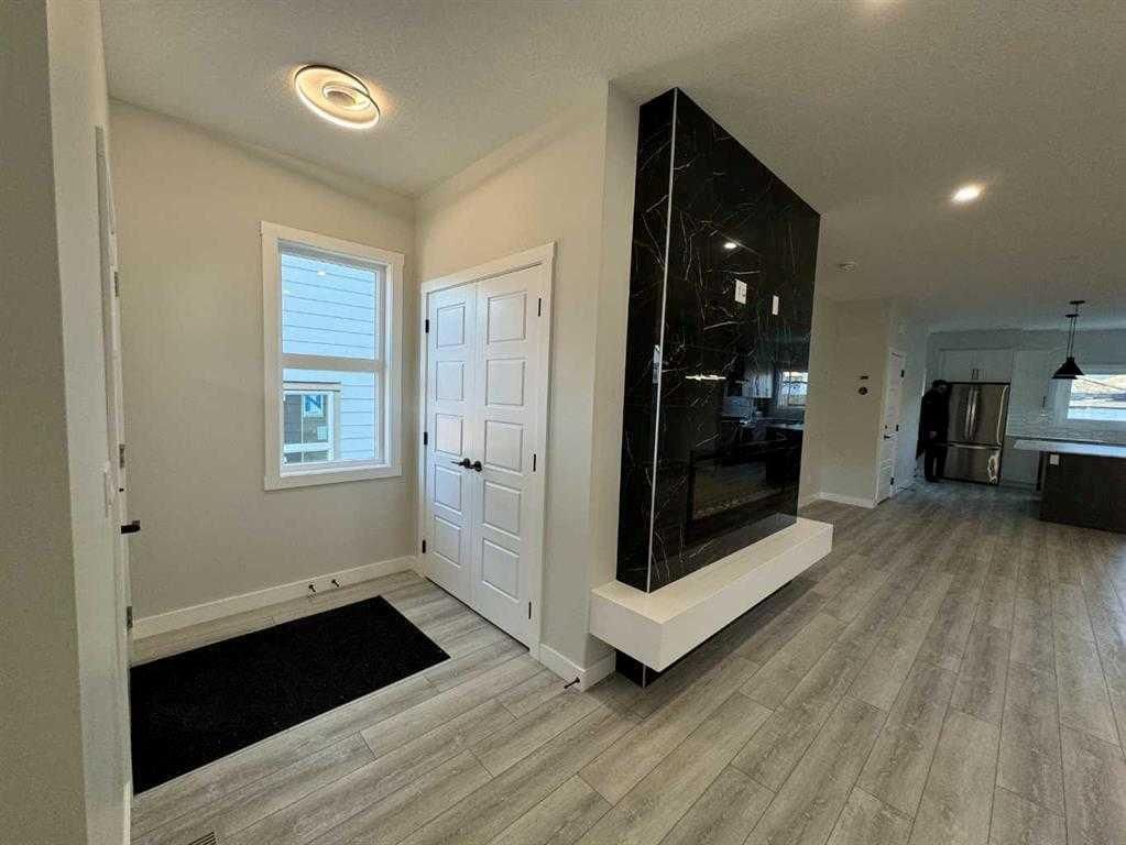 72 Veranda Boulevard SW, Calgary — photo 3 of 18