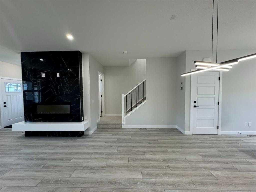 72 Veranda Boulevard SW, Calgary — photo 5 of 18
