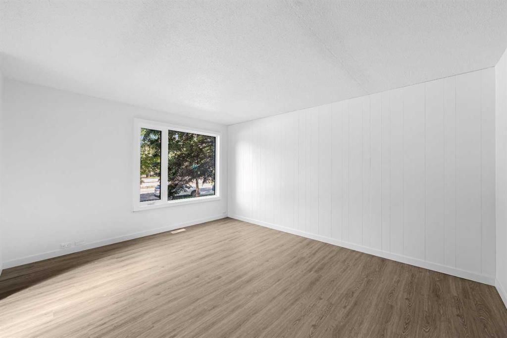 5206 Dalhousie Drive NW, Calgary — photo 5 of 36