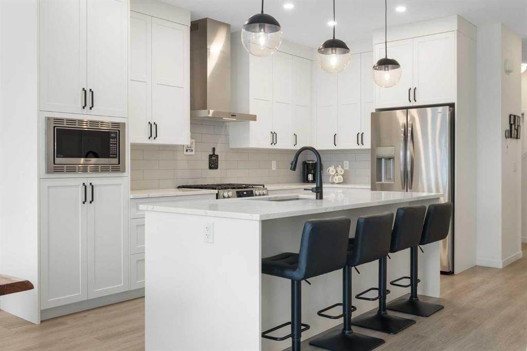 352 Copperhead Way, Calgary — photo 5 of 44