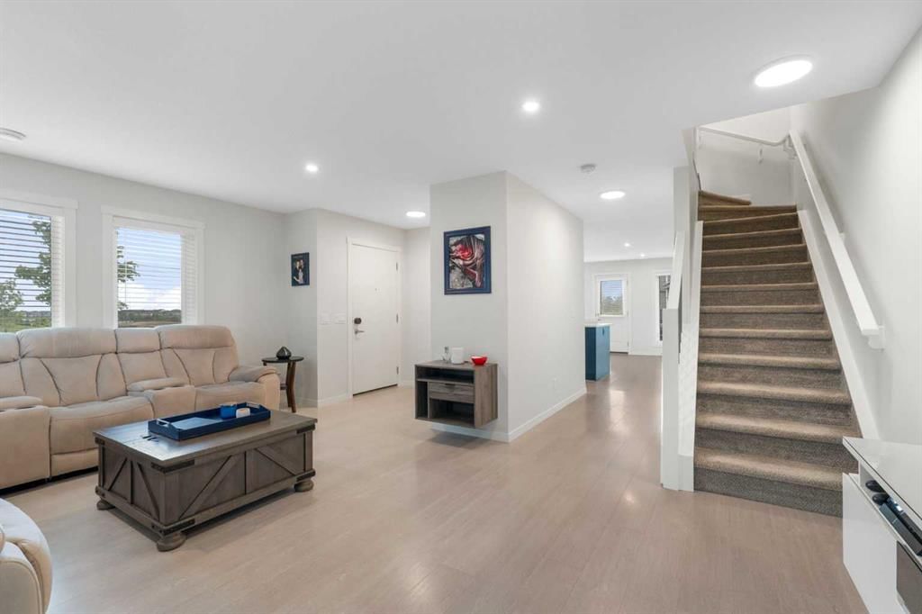 20531 Seton Way SE, Calgary — photo 4 of 50