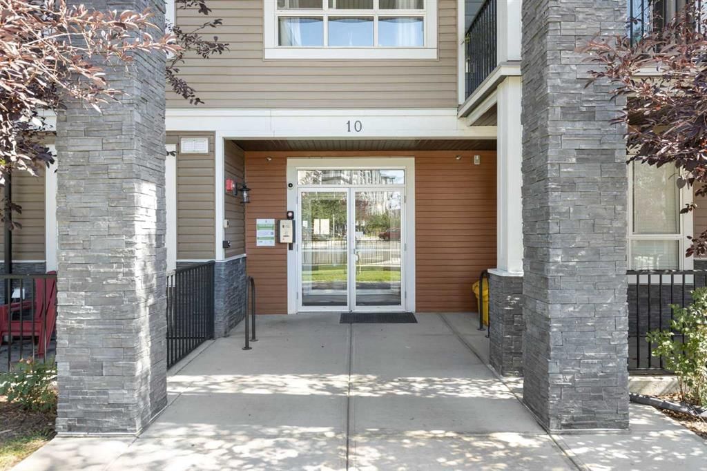 406, 10 Walgrove Walk SE, Calgary — photo 2 of 26