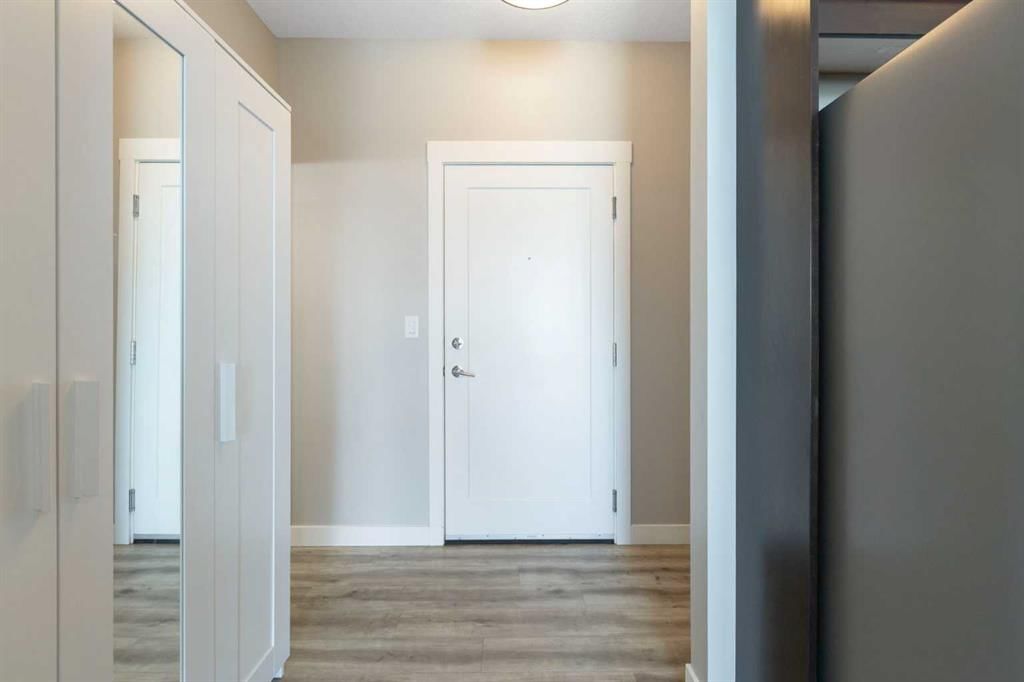 406, 10 Walgrove Walk SE, Calgary — photo 4 of 26