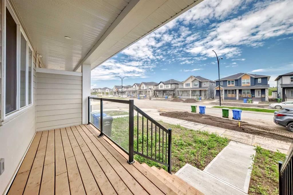 619 Wolf Willow Boulevard SE, Calgary — photo 4 of 22