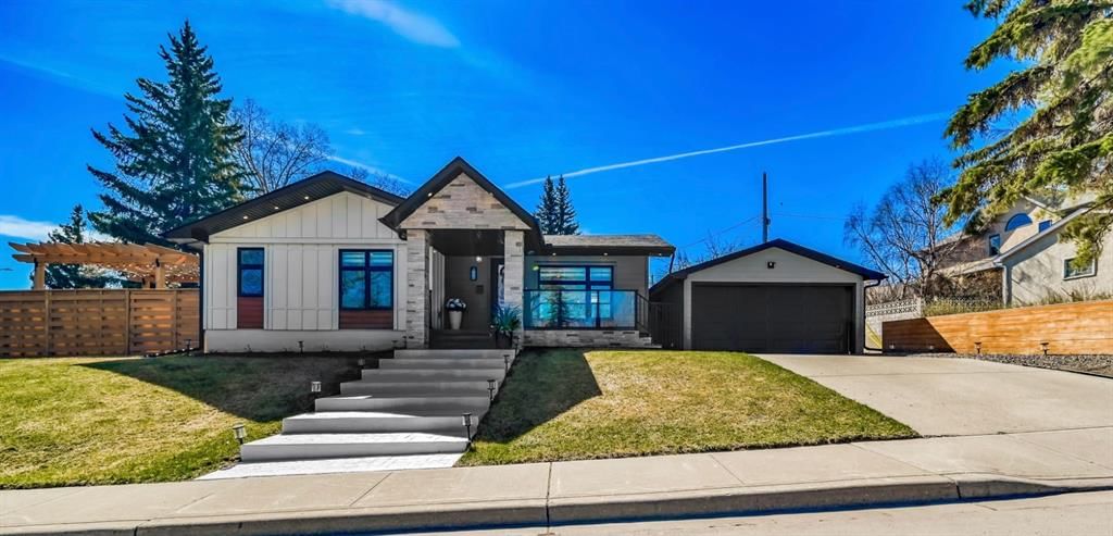 2003 Christie Road NW, Calgary — photo 2 of 45