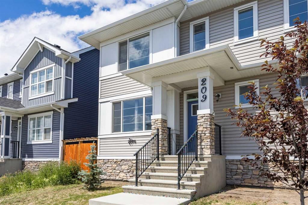 209 Red Sky Way NE, Calgary — photo 3 of 46