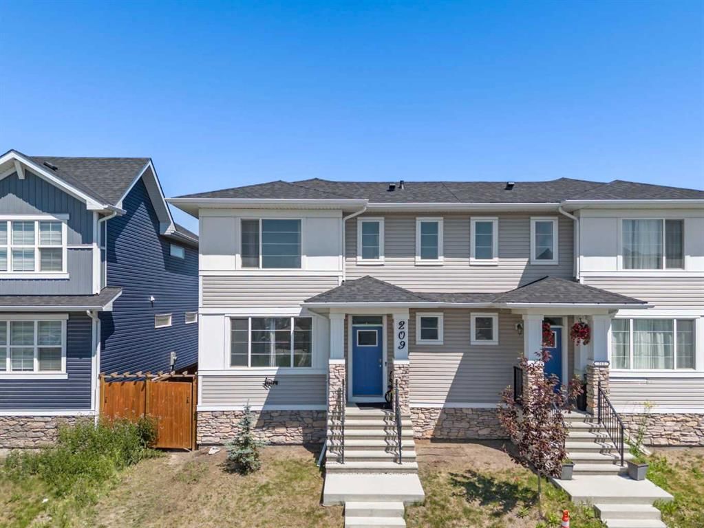 209 Red Sky Way NE, Calgary — photo 5 of 46