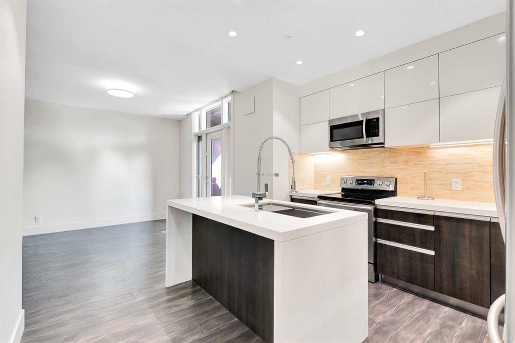 203, 108 13 Avenue NE, Calgary — photo 3 of 41