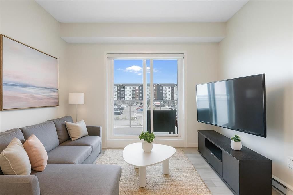 308, 80 Carrington Plaza NW, Calgary — photo 3 of 27