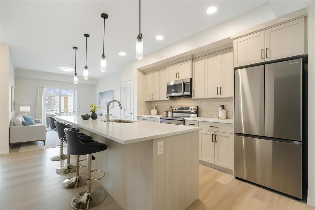 308, 80 Carrington Plaza NW, Calgary — photo 4 of 27