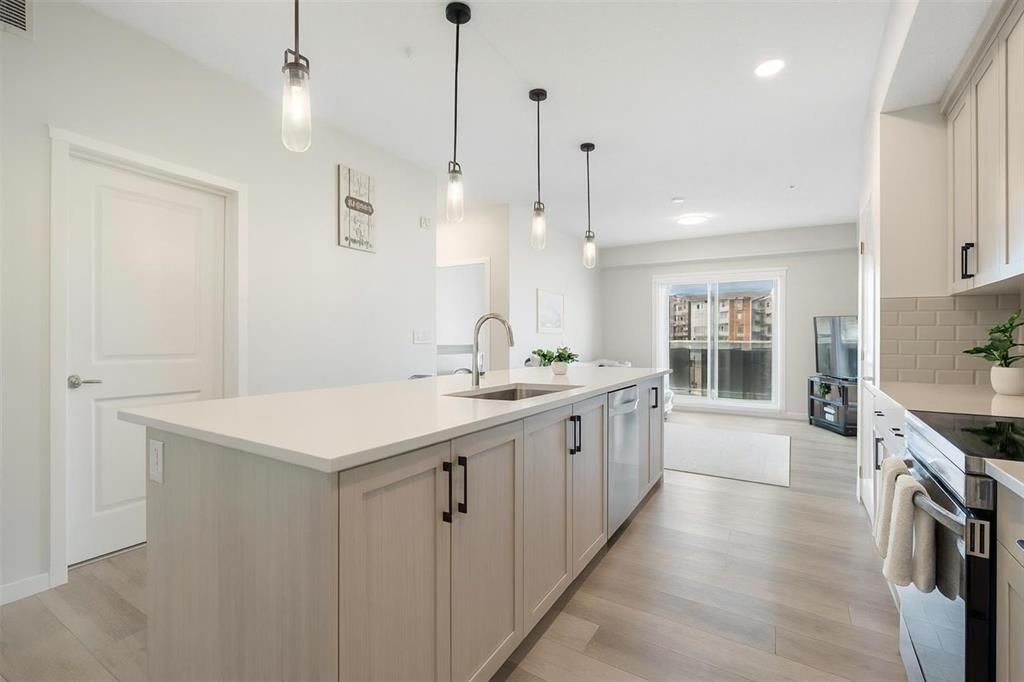 308, 80 Carrington Plaza NW, Calgary — photo 5 of 27