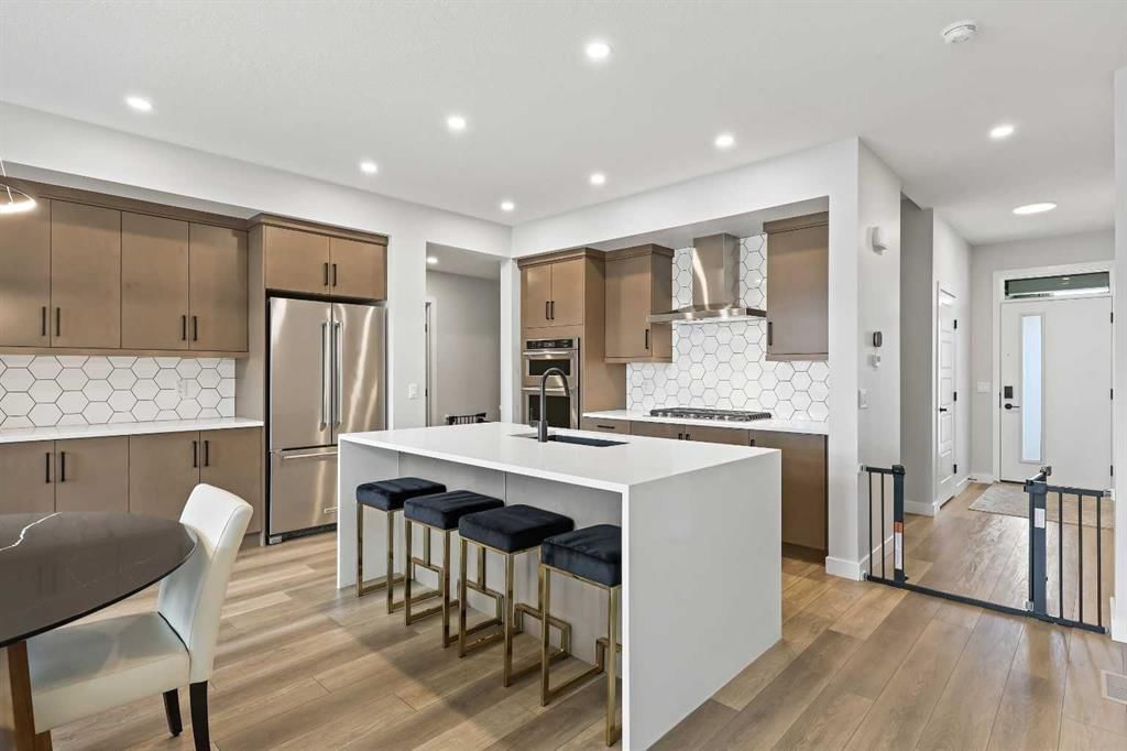 83 Wolf Creek Rise SE, Calgary — main listing photo