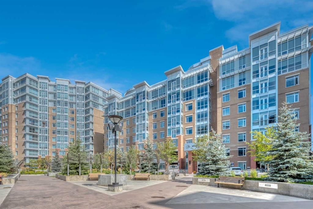410, 24 Varsity Estates Circle NW, Calgary — main listing photo