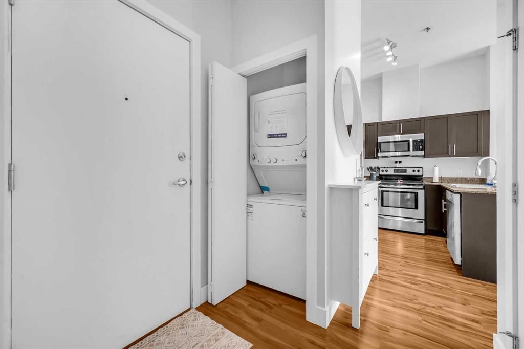 122, 955 McPherson Road NE, Calgary — photo 4 of 30