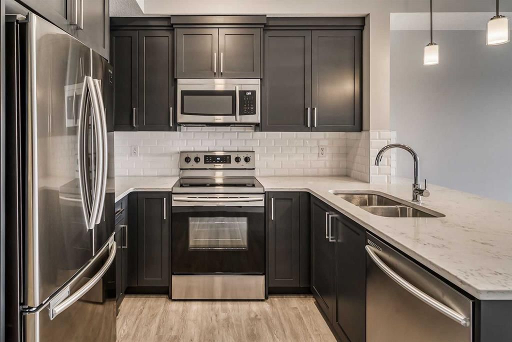 215, 300 Harvest Hills Place NE, Calgary — photo 2 of 17