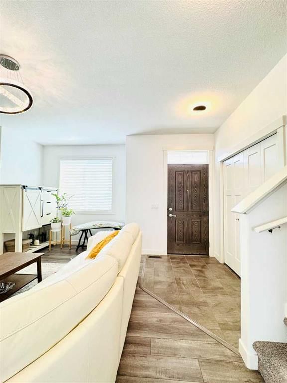 641 Evanston Manor NW, Calgary — photo 3 of 33