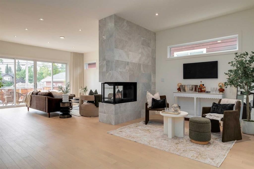 2025 51 Avenue SW, Calgary — photo 5 of 50