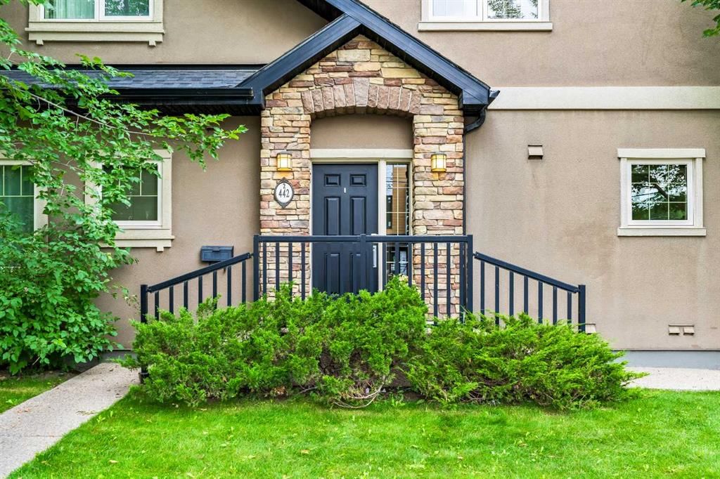 2, 442 12 Avenue NE, Calgary — photo 4 of 34