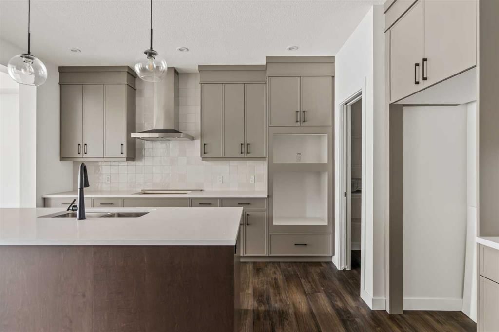 67 Silver Spruce Bay SW, Calgary — photo 4 of 34