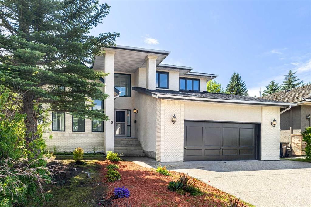 919 Shawnee Drive SW, Calgary — photo 2 of 50