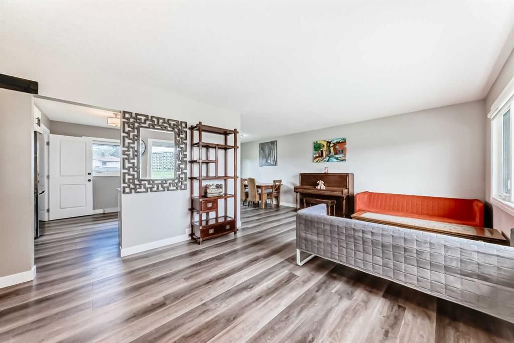 7515 5 Street SW, Calgary — photo 4 of 41