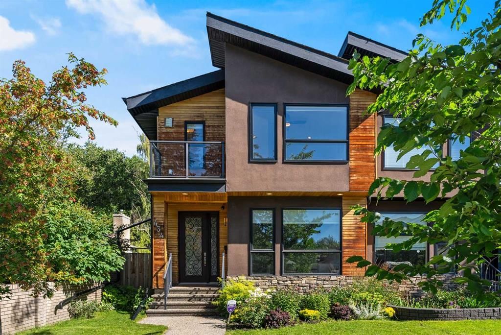 434 30 Avenue NW, Calgary — main listing photo