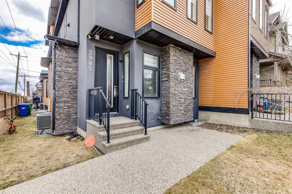 2985 12 Avenue SW, Calgary — photo 4 of 40
