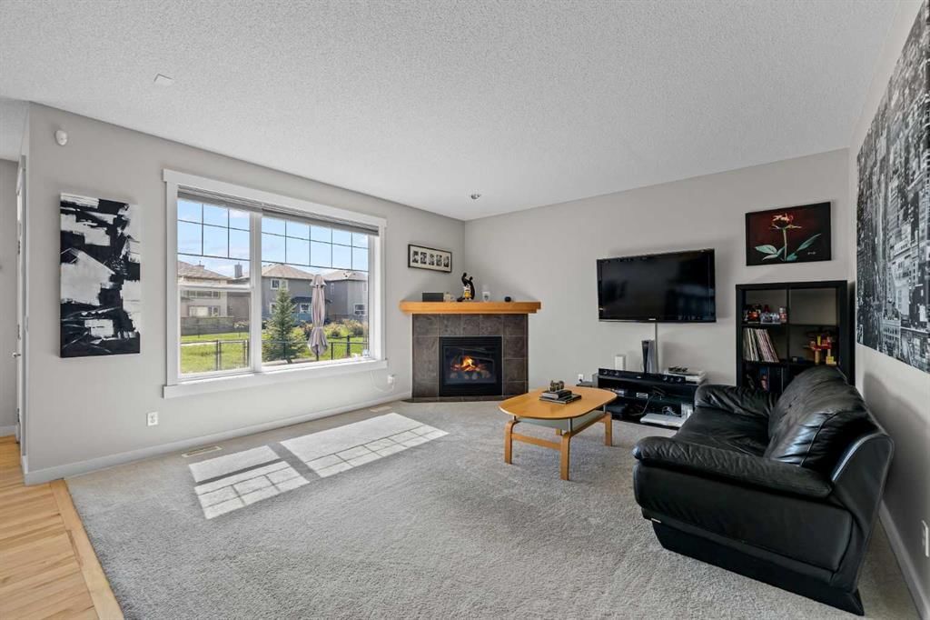 134 Panamount Road NW, Calgary — photo 2 of 36