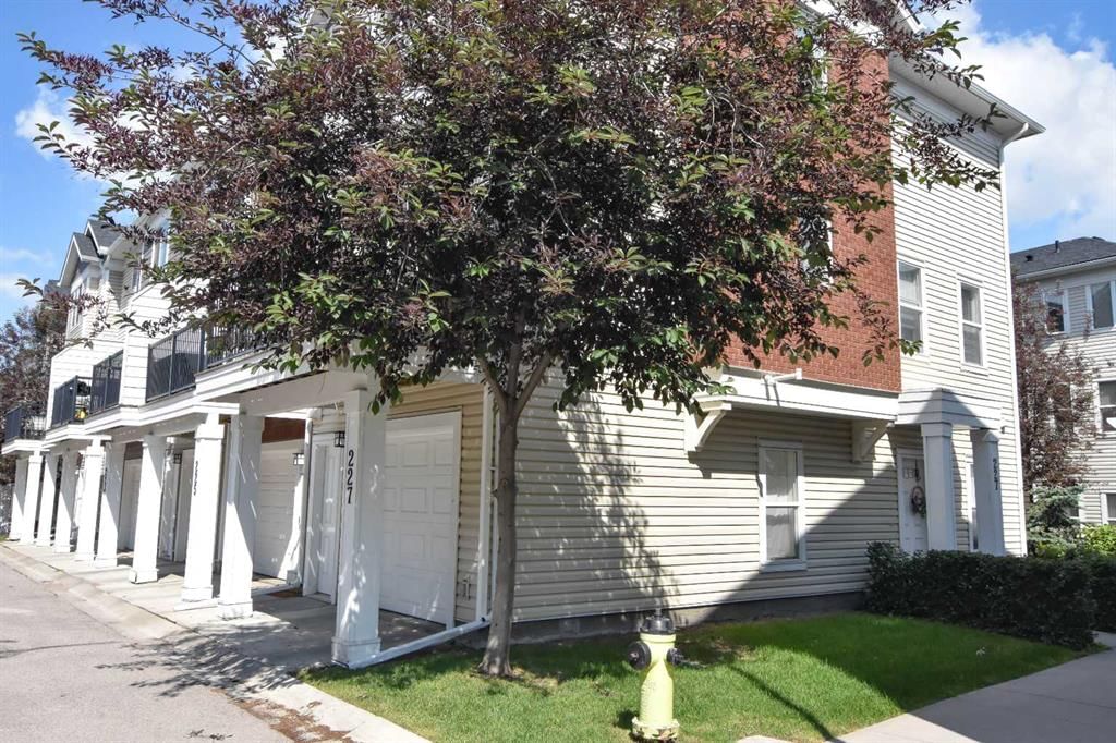 227 Silverado Common SW, Calgary — photo 3 of 27