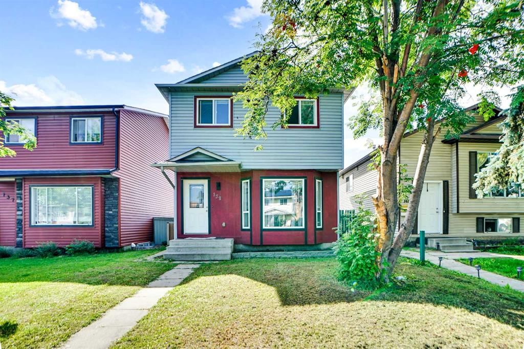 139 MARTINDALE Drive NE, Calgary — photo 2 of 42