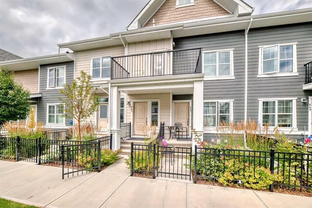 645 Cranbrook Walk SE, Calgary — photo 2 of 31