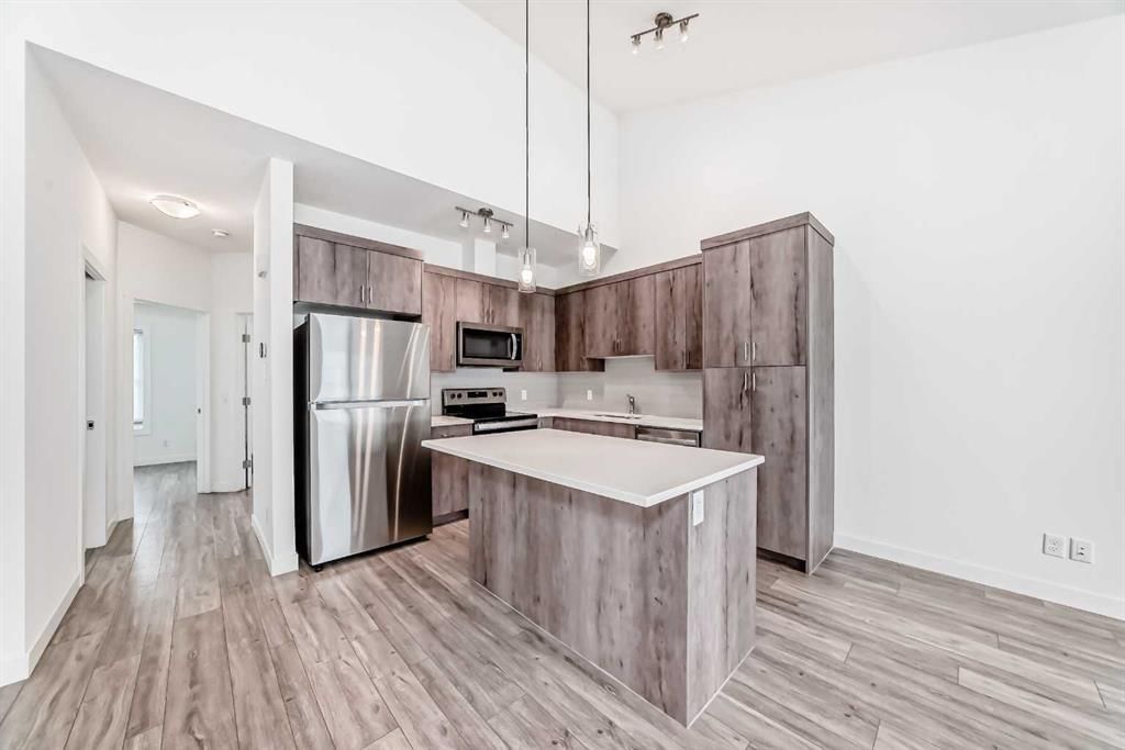 645 Cranbrook Walk SE, Calgary — photo 5 of 31