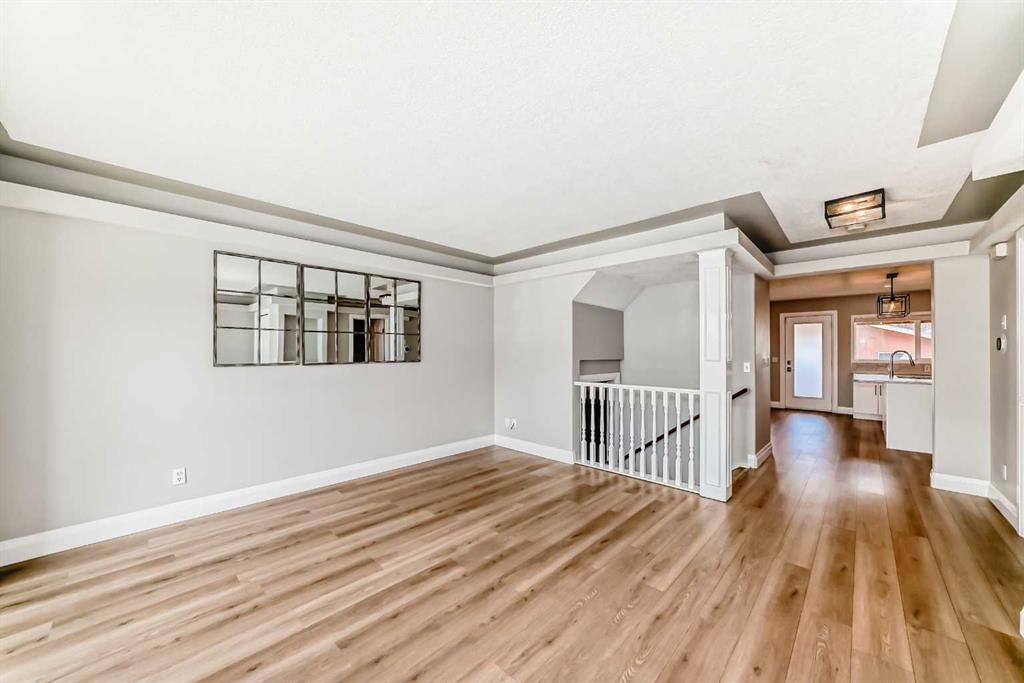 237 Tarington Close NE, Calgary — photo 5 of 40