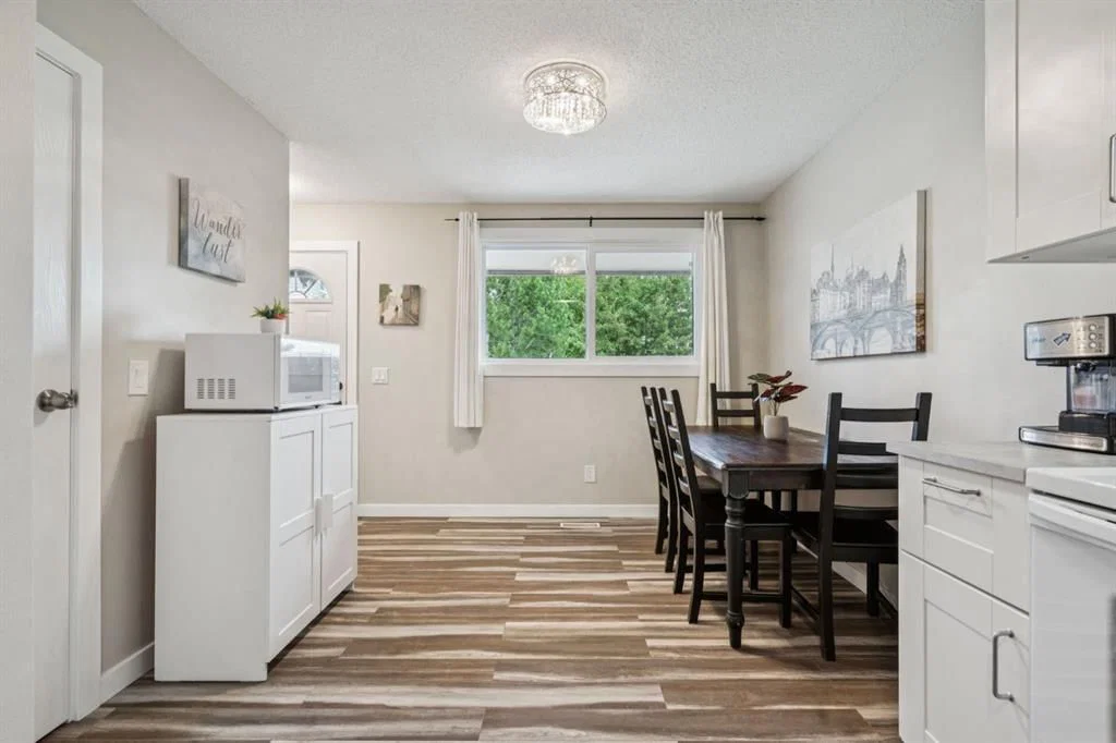 31N, 203 Lynnview Road SE, Calgary — photo 5 of 28