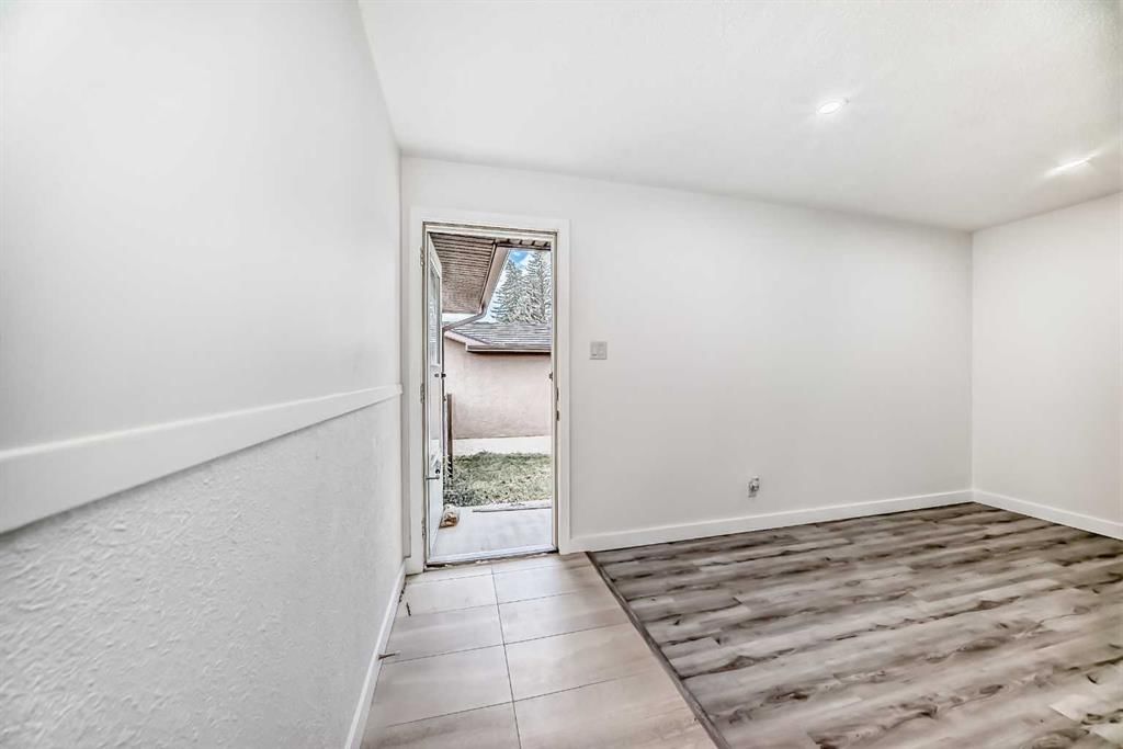 6216 4 Street NE, Calgary — photo 4 of 44