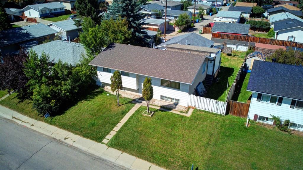 3012 12 Avenue SE, Calgary — photo 2 of 38