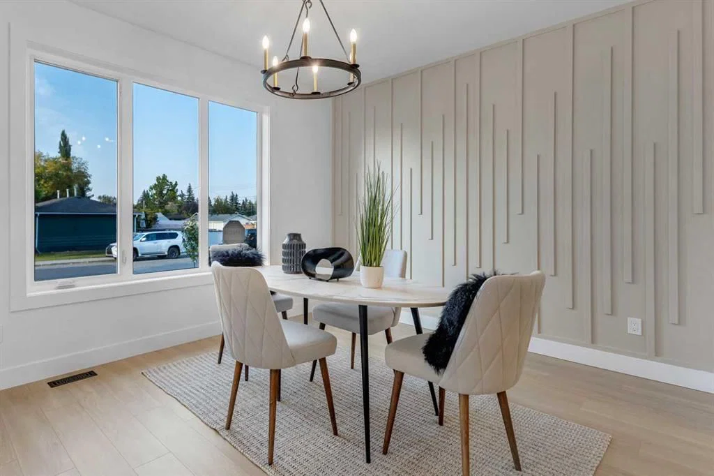 8129 Bowglen Road NW, Calgary — photo 4 of 50