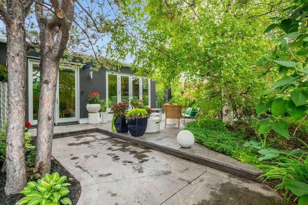 112 Varsity Green Bay NW, Calgary — main listing photo