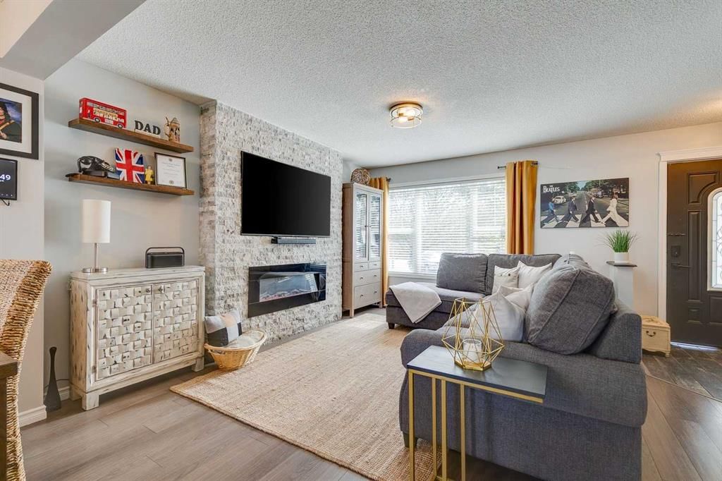 235 Copperfield Heights SE, Calgary — photo 4 of 41
