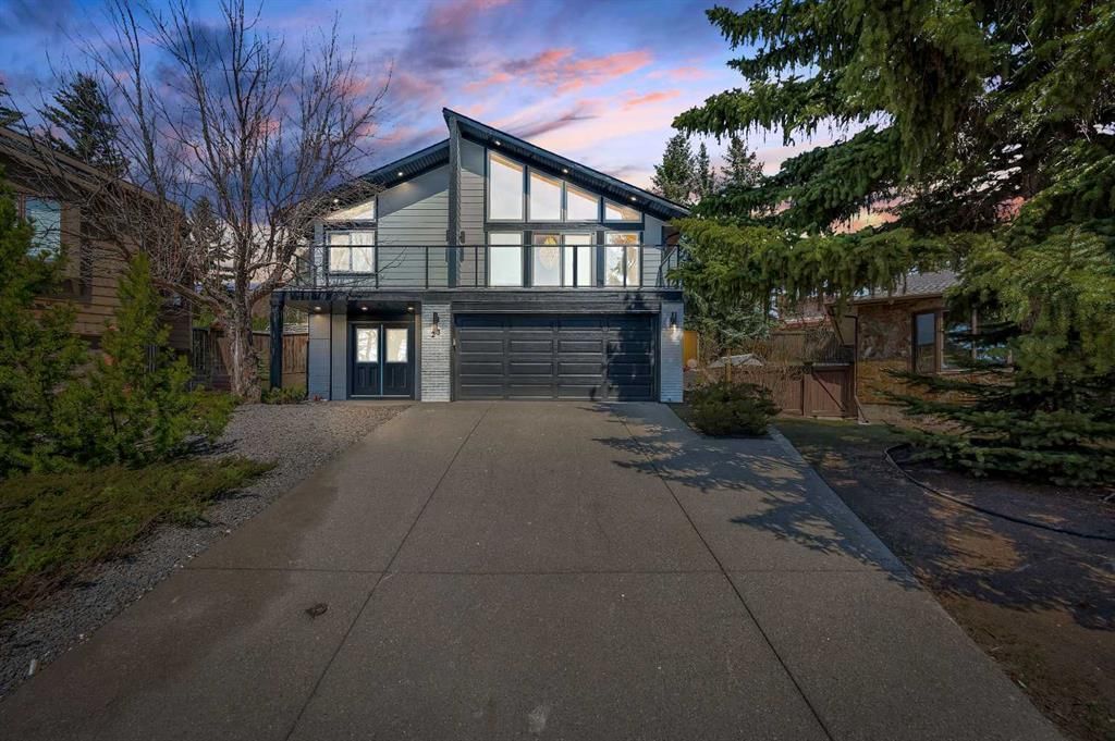 23 Edgewood Place NW, Calgary — photo 3 of 49
