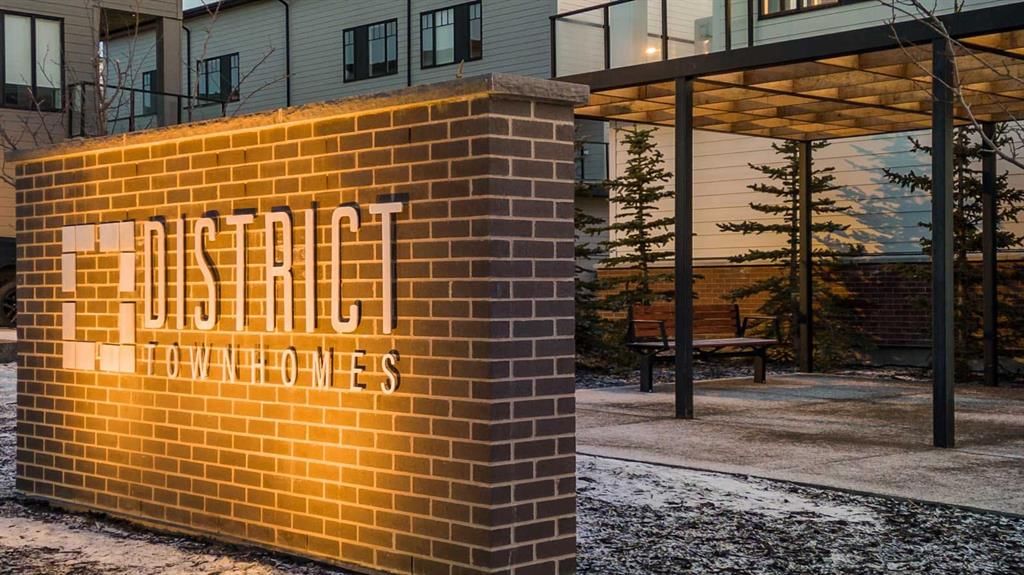 834 81 Street SW, Calgary — photo 2 of 29