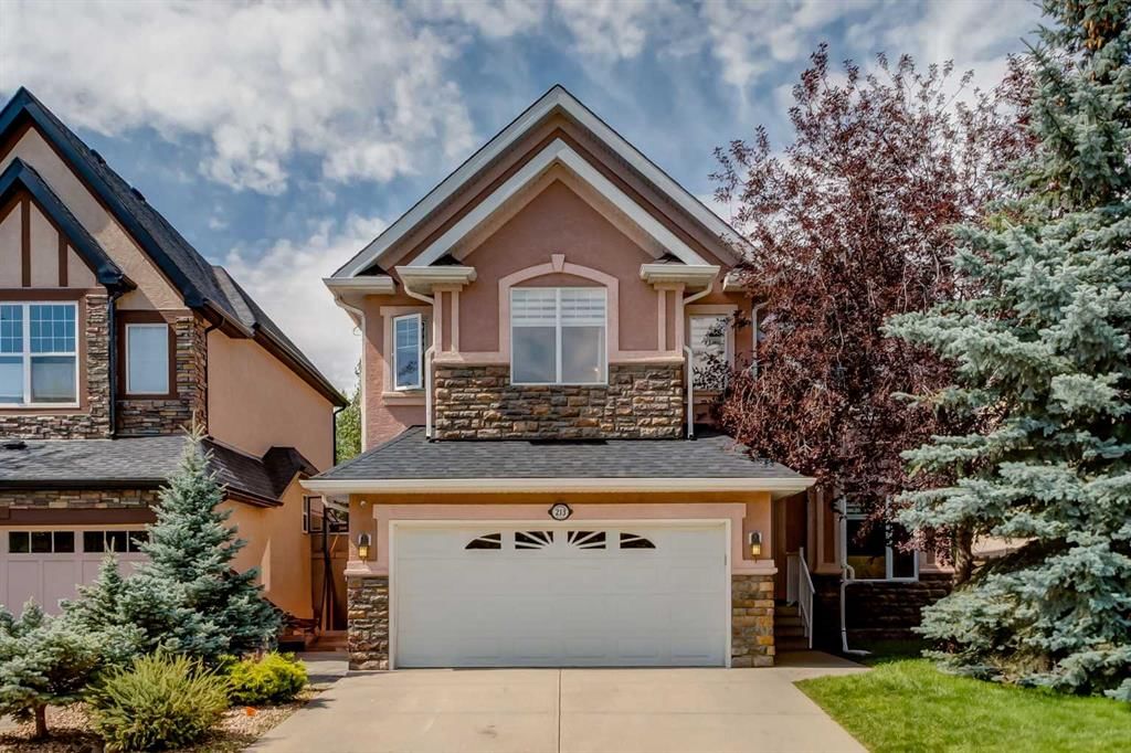 213 Evergreen Plaza SW, Calgary — main listing photo