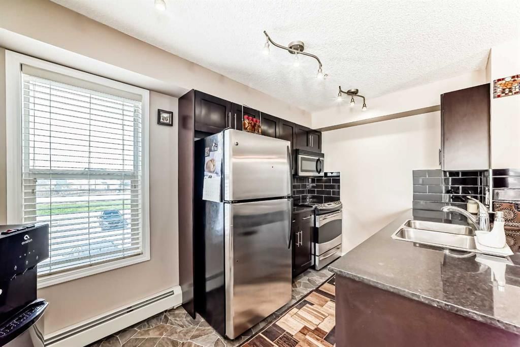 218, 7130 80 Avenue NE, Calgary — photo 4 of 29
