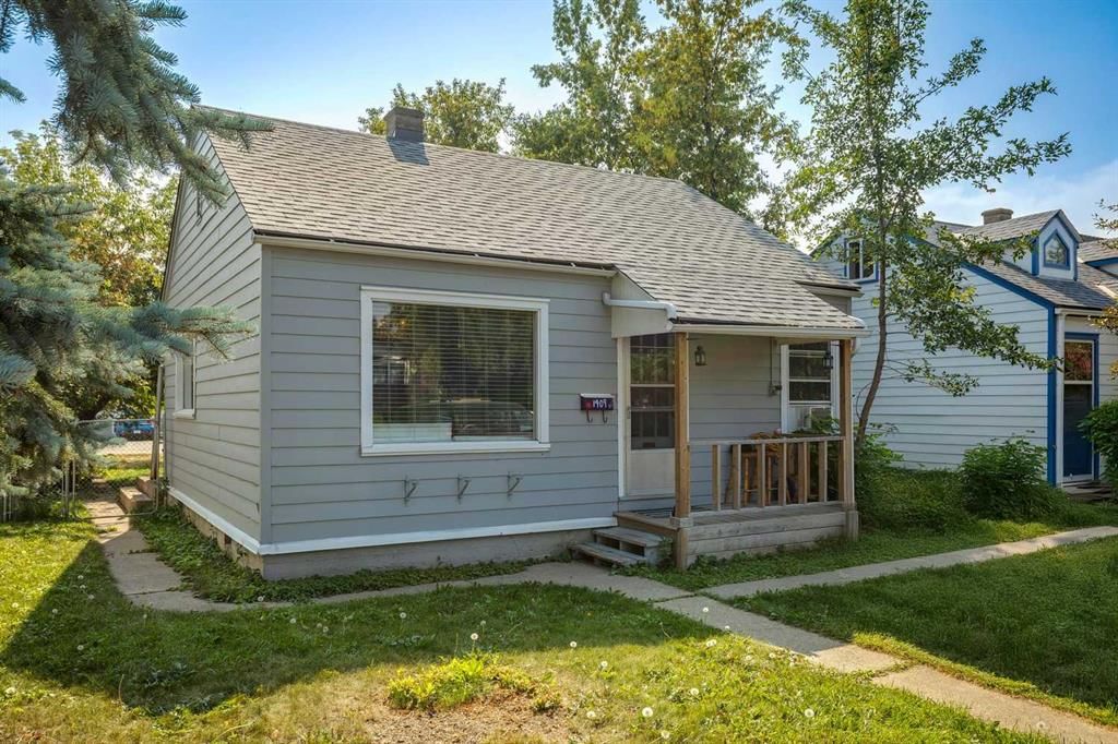1409 19 Avenue NW, Calgary — main listing photo