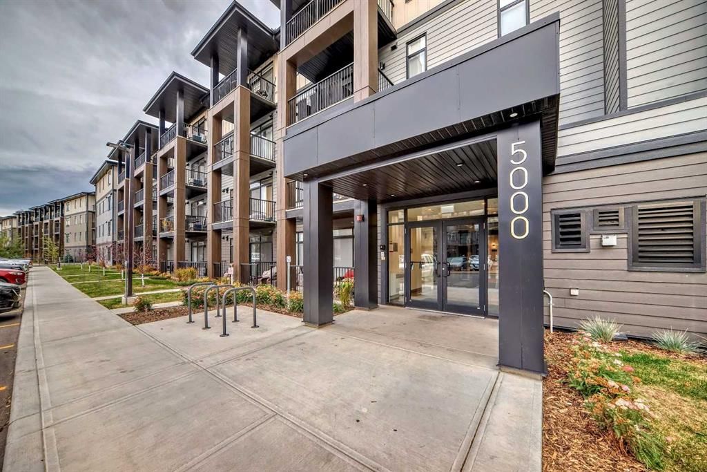 5407, 200 Seton Circle SE, Calgary — main listing photo
