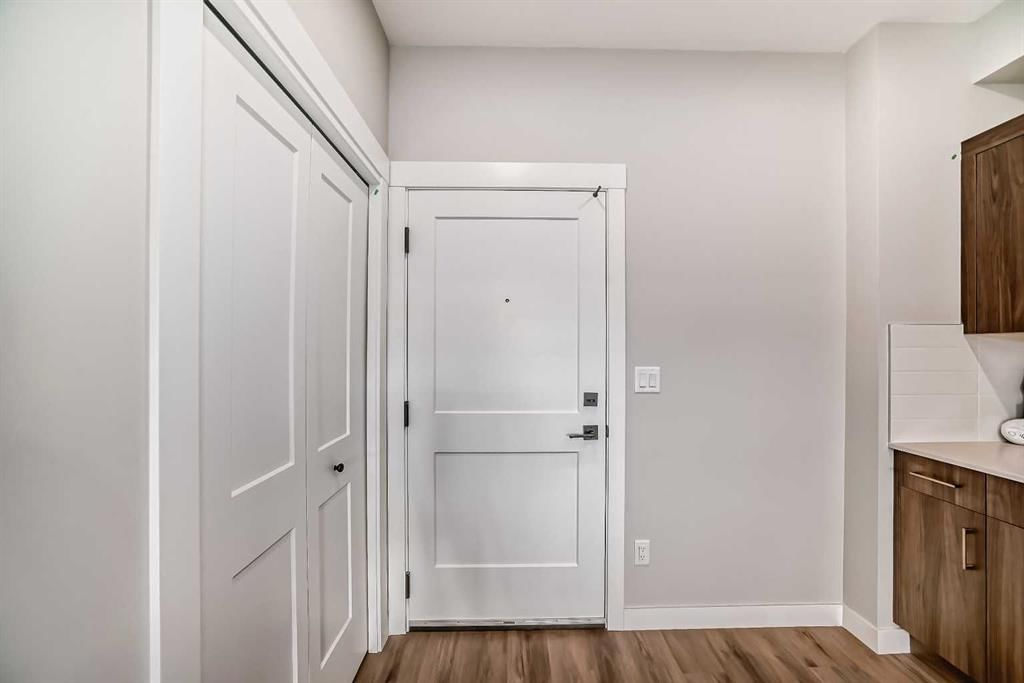 5407, 200 Seton Circle SE, Calgary — photo 4 of 28