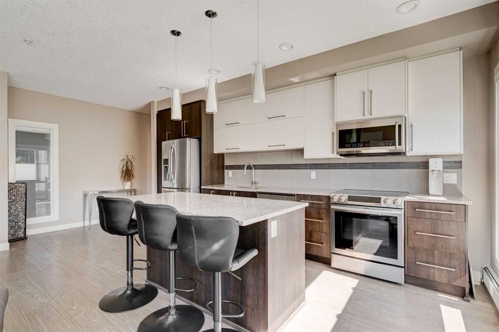 205, 93 34 Avenue SW, Calgary — photo 4 of 27
