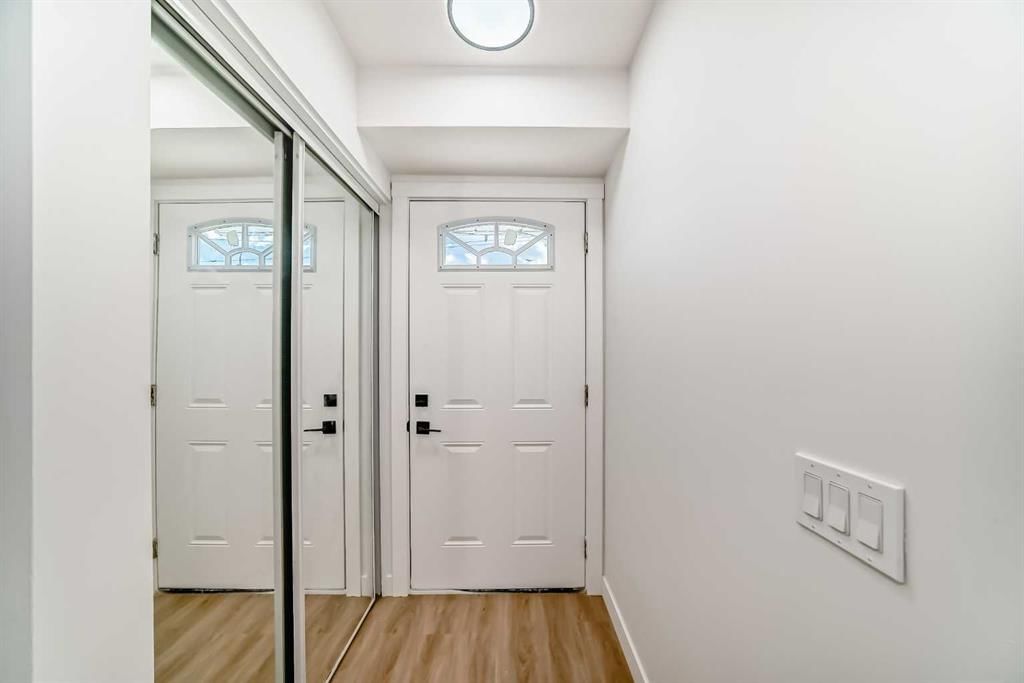 181 Martinglen Way NE, Calgary — photo 3 of 48
